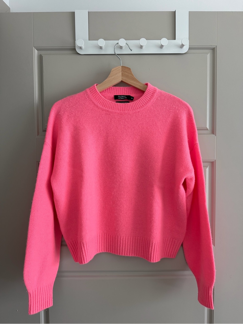 Galléries Lafayette Neon Pink Crewneck Sweater Cachemire and Wool